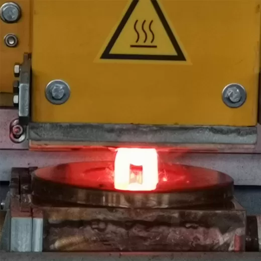 Chain Hardening and Tempering Machine